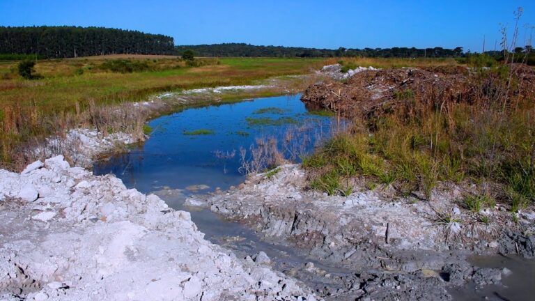Criança que se queimou com produto químico em Três Barras é internada em Florianópolis