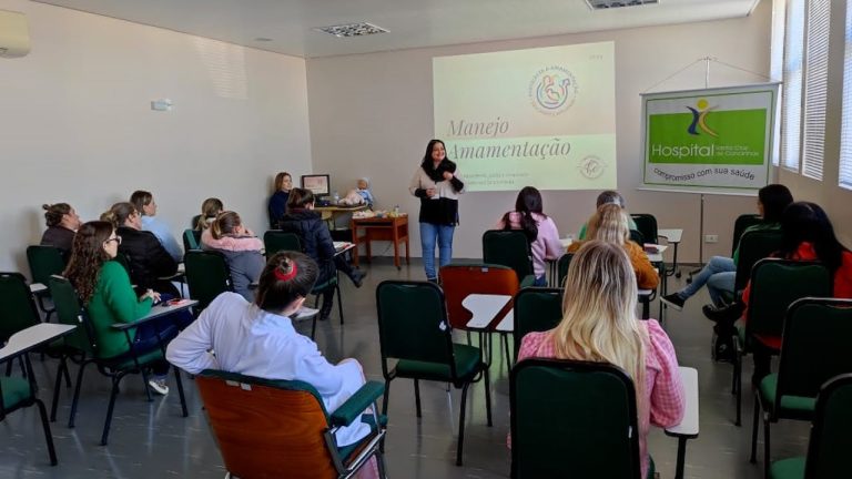 HSCC oferece treinamento sobre aleitamento materno