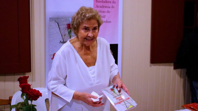 Colunista do JMais, Adair Dittrich lança seu oitavo livro