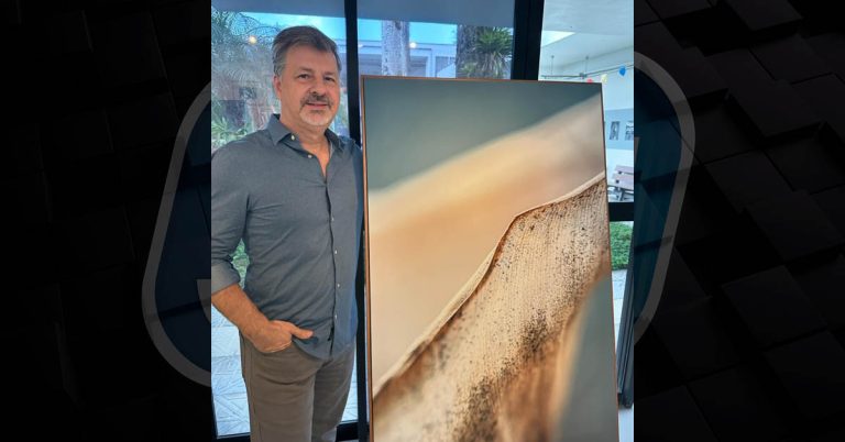 Fotógrafo canoinhense vai expor obras no Louvre, em Paris