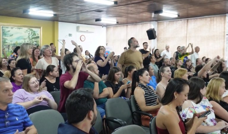Vereadores de Canoinhas aprovam novos cargos comissionados com soma de salários em quase R$ 394 mil