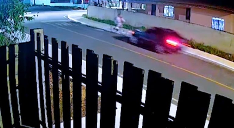 Vídeo mostra suspeito atropelando pedestres em Três Barras