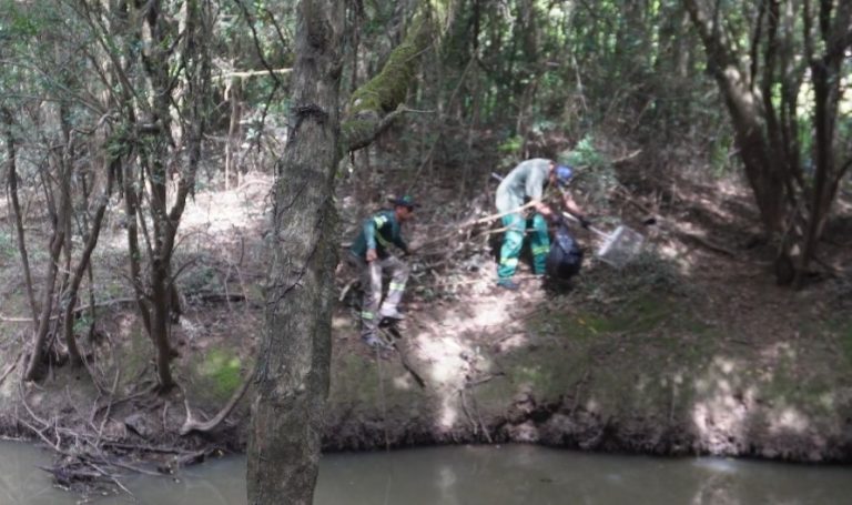 GR Soluções Ambientais instala ecobarreira para preservar rios de Canoinhas