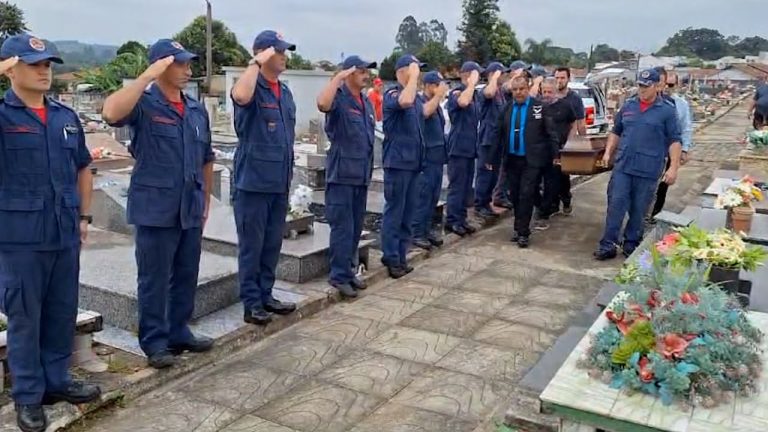 Historiador Fernando Tokarski é sepultado em Canoinhas