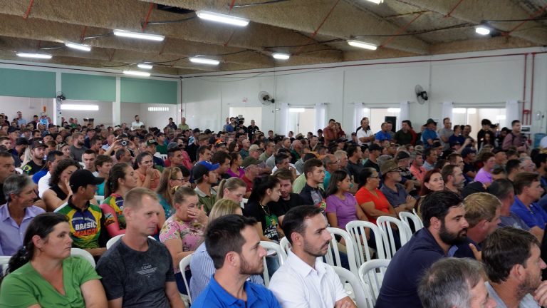 Fumicultores e prefeitos de 11 cidades da região pedem mudanças no sistema de classificação de fumo