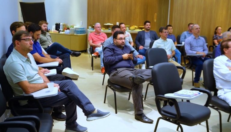 Unimed Canoinhas promove palestra sobre uso de inteligência artificial na medicina